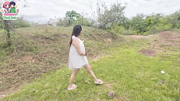 สาวไทยแวะป่าข้างทางเดินเล่นก่อนเล่นหีตัวเอง เสียงไทย