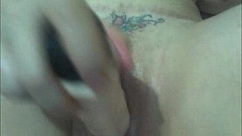 Casal panambi ela brincando