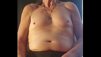 Nonton Hardup83 Playing Adding A Toy thumbnail