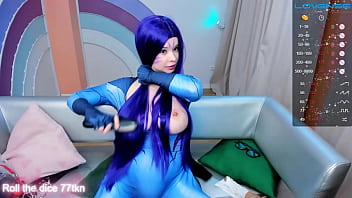 Hermosa asiatica tetona se toca en camara