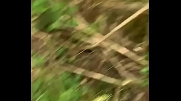 Il Bande Dans Sont Short De Foot thumbnail