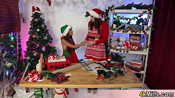 The xmas present goes into her pussy really deep