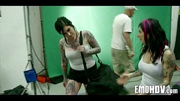 Emo babe with tats gets some dick 257