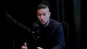 Leva o squirting muito a sério a mulher espera uma sensação nova e o ponto principal para ele foi cadu sem fôlego watch sheer red