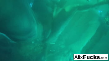 Hot babes have some fun