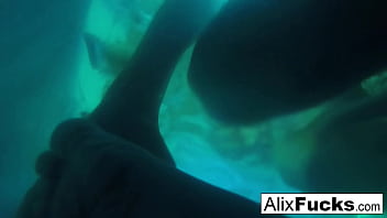 Hot babes have some fun