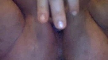 Bbwsquirter spreads her pussy wide and plays close up