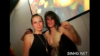 Earrth shattering orgasms with pretty hotties and hunks