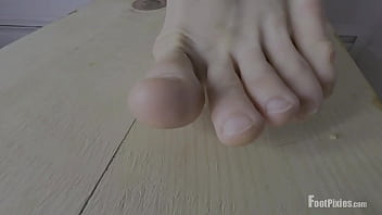 Flexible pixie dons hose