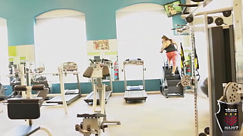 Chunky sofia rose gets dicked on the kitchen counter by rome major