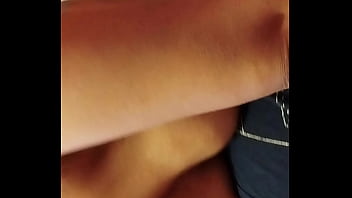 Me encanta cuando mi esposo llega y uso mi cuerpo para atenderlo rico