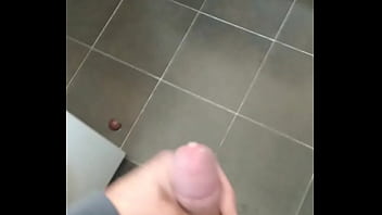 Corridon en el baño