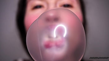 Lush lips & bubblegum