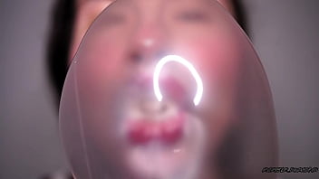 Lush lips & bubblegum