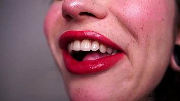 Lush lips & bubblegum