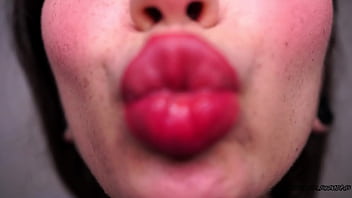 Lush lips & bubblegum