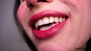 Lush lips & bubblegum