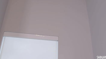 Sar4 jay finger fucks that pussy she plays with her biggest dildo