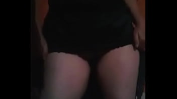 Frotando mi conchita