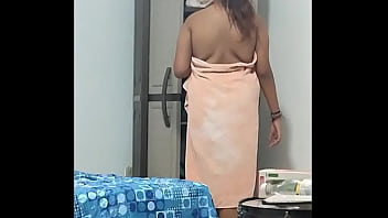 I record my stepsister changing clothes but she ends up masturbating