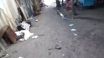 Cindy Chavez La Voluptuosa Pasandola Bien En La Playa Hermosa thumbnail