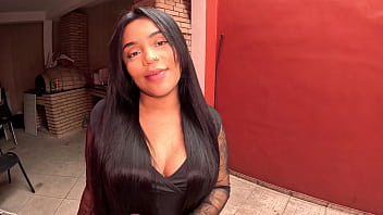 Milena queiroz gostou da gostosa que segura a câmera e chupou ela toda enquanto leva rola do safado