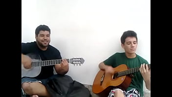 Preto bom acústico baratas grávidas