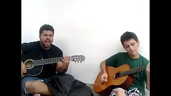 Preto bom acústico baratas grávidas
