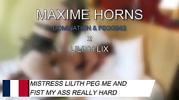 Attaché dominé pénétré elle s’occupe de moi comme je l’adore un gode immense des claques des coups de