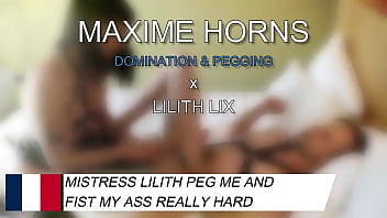 Attaché dominé pénétré elle s’occupe de moi comme je l’adore un gode immense des claques des coups de