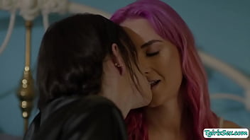 Tall And Small Tits Shemale Lena Moon Makes Out With Busty Milf Siri Dahl Warmly Kissing And Tit Sucking Before She Bows Down To Deepthroat thumbnail