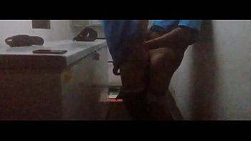 Empleado Cachondo En Bodega thumbnail