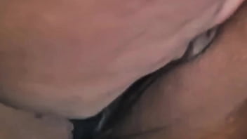 Dotado sarado gostoso e sua puta morena dona de uma raba suculenta anal