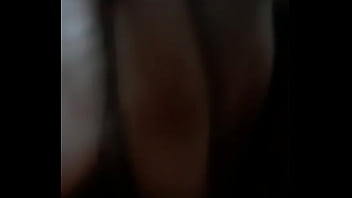 Alguien que me ayude a quitarme esta calentura