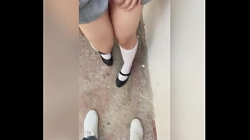 Cogiendo con colegiala putita latina en la azotea vol 2