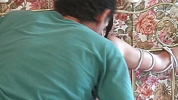 Dude plays bondage with sexy babe who