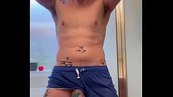 Santa ‘came’ to town freecum and spread some christmas cheer with me in this video i just post