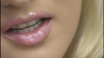 Nonton Laurie Vargas Was In Need Of A Good Fuck thumbnail