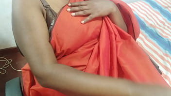 Sexy milf need big cock she play alone now