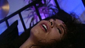 Metro you go girl scene 2