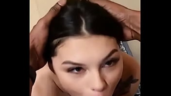 Girlfriend gives amazing amateur blowjob