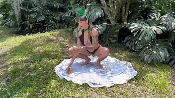 Celebrating st patrick's day with you a delicious a plug up my ass and the outside glowing green