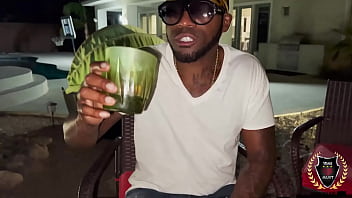 Pair of pervs indigo and rome major makes an exhibitionist fuck show