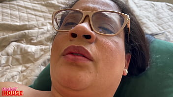 Raquel morena tímida que ficou bem safada na hora de dar o cú