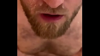 Love it when a guy has such a mind blowing orgasm that he literally can't focus on filming anymore and drops the camera i