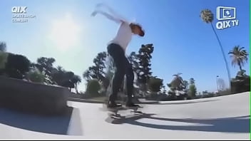 Big boobs woman showing her ass