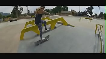 Big boobs woman showing her ass