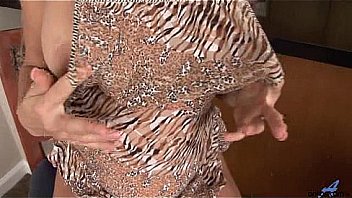 Gorgeous amateur housewife