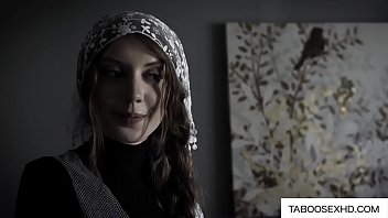 Russian wife first time sex with husband pussy pumping