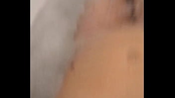 Court métrage dans la baignoire abonnez vous et voyez toute la galerie le